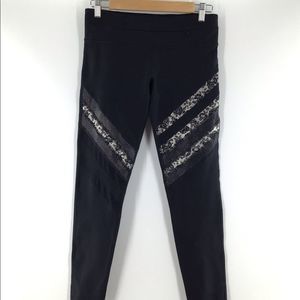Nancy Rose Performance Leggings Silver & Black LNC